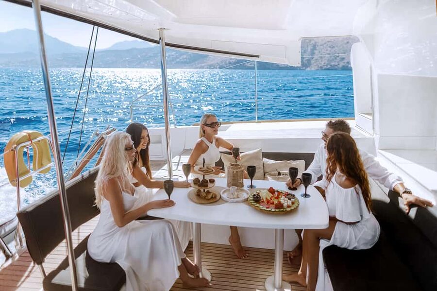 Agios Nikolaos: Spinalonga AM Catamaran Cruise with Lunch - Key points at a glance