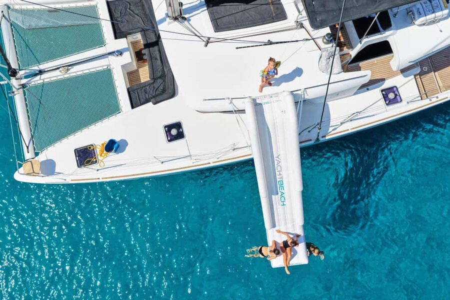 Agios Nikolaos: Spinalonga AM Catamaran Cruise with Lunch - The bay stop and its clear water