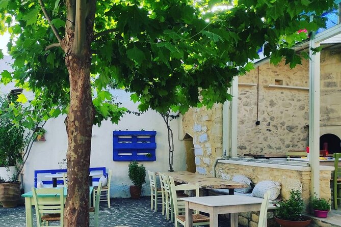 All Inclusive Full-day Private Tour of Crete Villages from Chania - Winery Dourakis: five glasses and a Cretan lunch