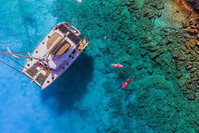 Catamaran Cruise to Dia Island with Meal and Water Activities - Why Dia Island makes this cruise different