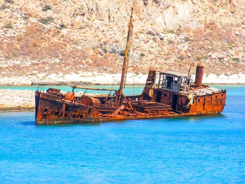 Chania Areas/Kalyves:Gramvousa Island & Balos,Boat Tkt Extra - The road from Chania to Kissamos