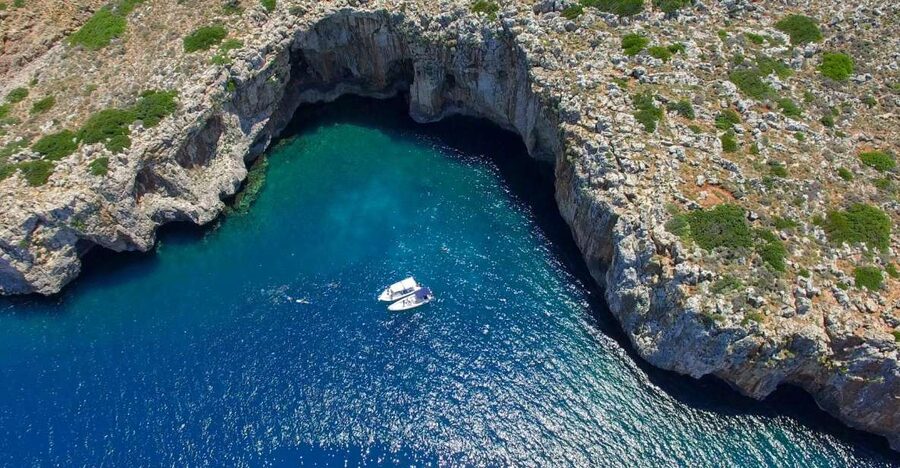 Chania: Boat Trip with Guided Snorkeling & Stand-Up Paddling - Food, comfort, and practical details onboard
