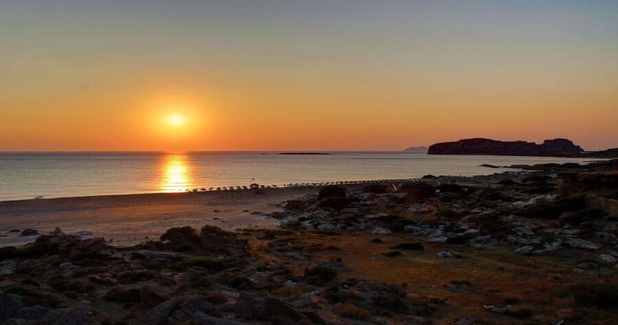 Chania: Falassarna Beach Sunset Trip with Transfer - Why Falassarna works so well at sunset