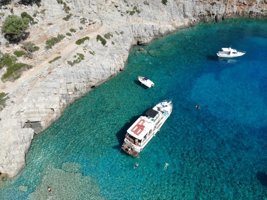 Chania: Menies Beach & Chironisia Bay Cruise with Snorkeling - What to bring for a better day