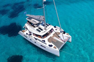 Morning Catamaran Cruise with Premium Lunch & Drinks