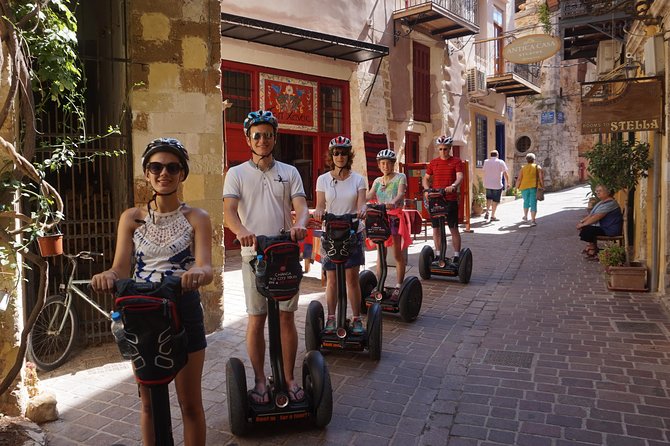 Chania Old City Discovery - Twenty minutes along the Old Venetian Harbor