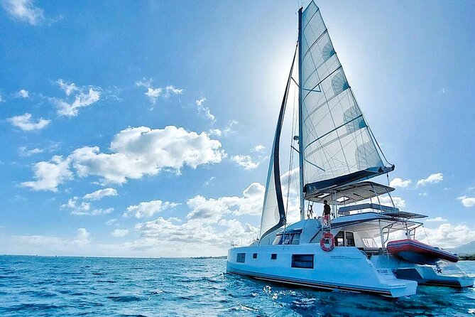 Chania: Private Day Catamaran Cruise with Swimming and Meal - Key points at a glance