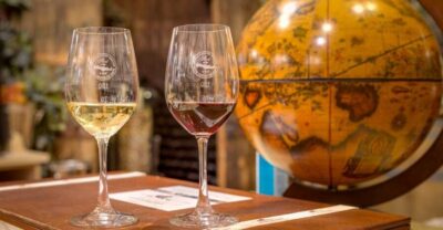 Private Guided Food and Wine Walking Tour with Lunch