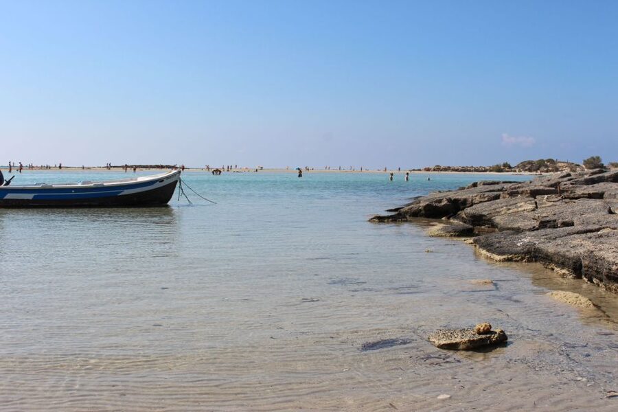 Chania & Rethymno: Elafonisi Beach with Transfer and Guide - Wading across the lagoon to Deer Island