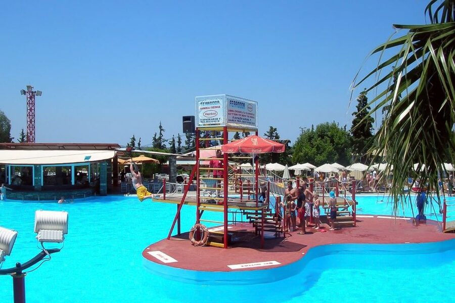 Chania & Rethymno:Limnoupolis Water Park with Lunch+Transfer - Who will enjoy Limnoupolis most