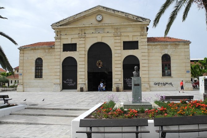 Chania’s Clash of Empires: A Self-Guided Audio Tour - Trimartiri and the layered center of Chania