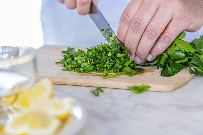 Cooking experience in the most beautiful garden near Rethymno - What the small group size changes
