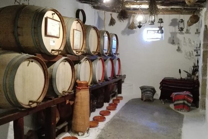 Cretan Wines & Olive oil tour - The treasures of Crete - Meleses: a family winery with Cretan grapes