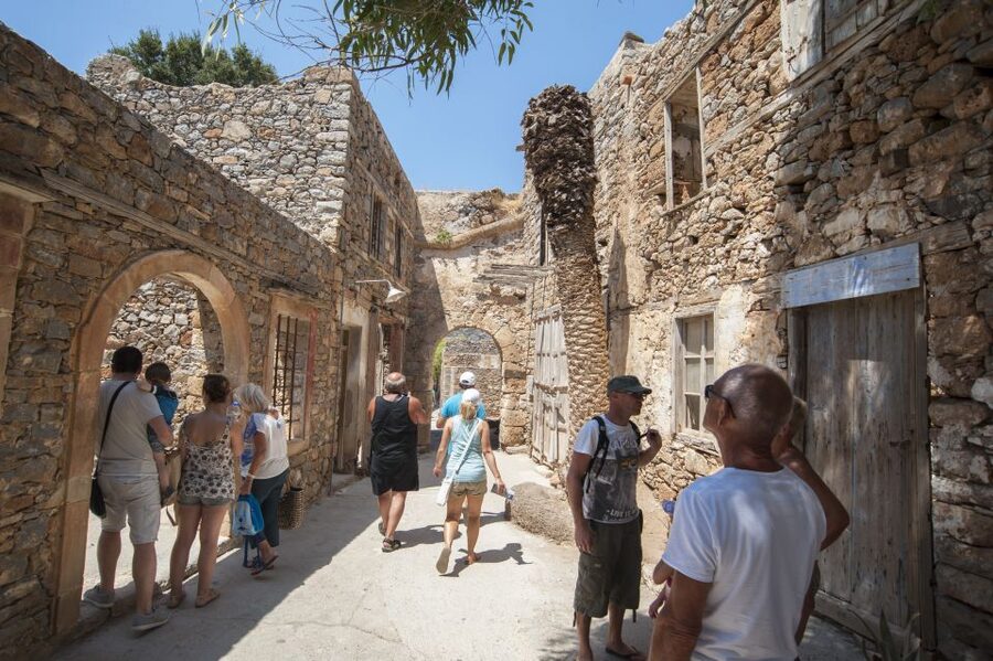 Crete: Agios Nikolaos, Plaka and Spinalonga Island Tour - Lunch, swimming, and free time in Plaka