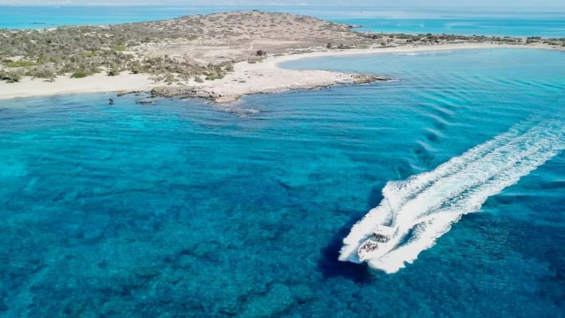 Crete: Chrissi Island Yacht Cruise with Lunch & Snorkeling - Snorkeling in a quiet bay