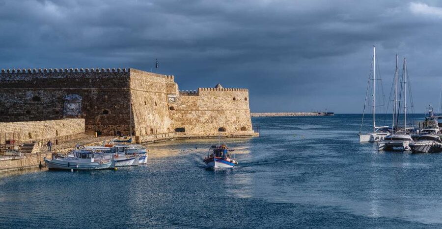 Crete: Heraklion Center, Local Market and Creta Aquarium - Key points to know before booking