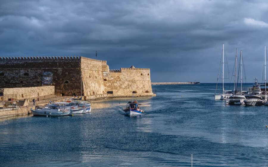 Crete: Heraklion Center, Local Market and Creta Aquarium - The coach ride and pickup system