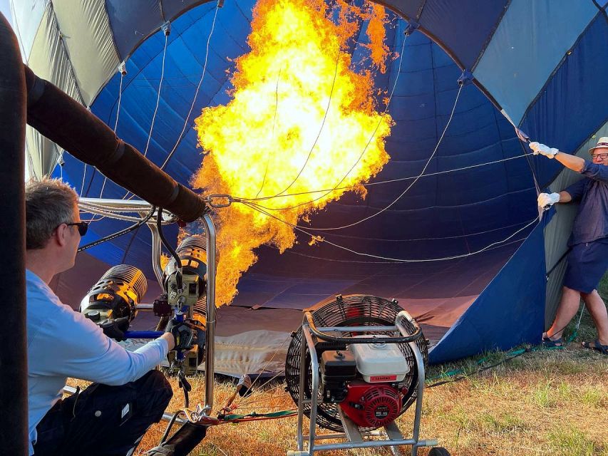 Crete: Hot-Air Balloon Flight with Breakfast and Wine - The small-group basket and the safety briefing