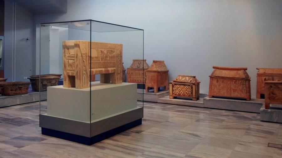 Crete: Knossos E-Ticket with Audio Guide & Optional Museum - The audio route and its weak spots