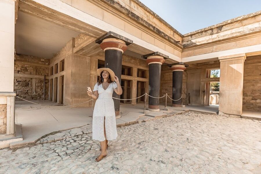 Crete: Knossos Palace and Museum E-Tickets with Audio Guides - Starting at Knossos at 8:00 or 10:00