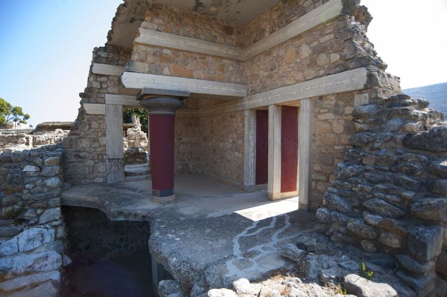 Crete: Knossos Palace and Museum Skip the line Guided tour - What the $84 price really covers