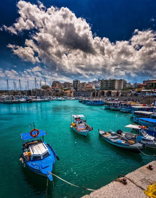 Crete: Knossos Palace, Archaeological Museum & Heraklion - From palace ruins to museum masterpieces