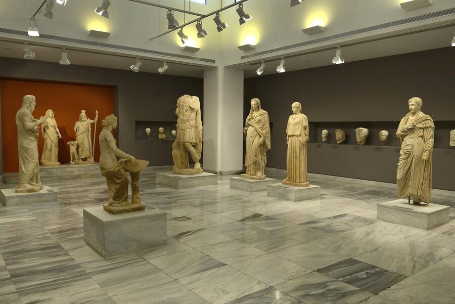 Crete: Knossos Palace, Archaeological Museum & Heraklion - What the $82 price includes