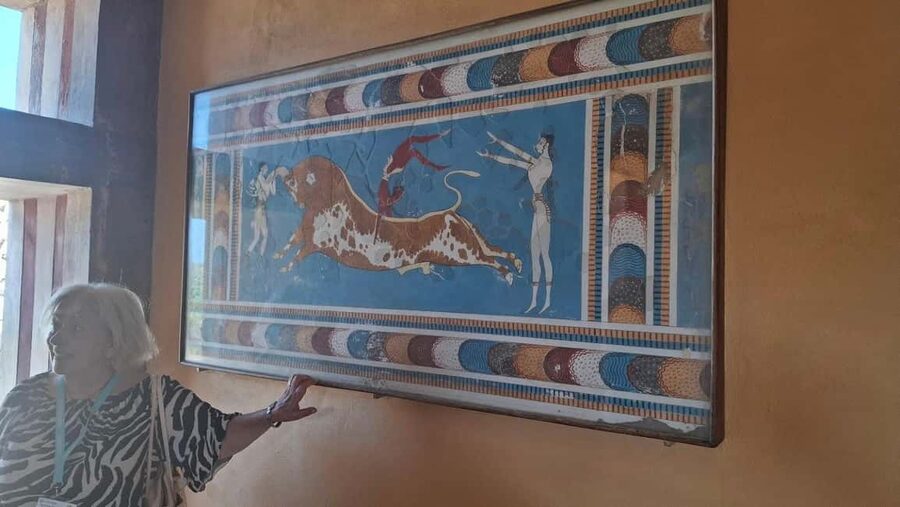 Crete: Knossos Palace, Winery & Olive Oil Tour with Lunch - The guide can make or break the day