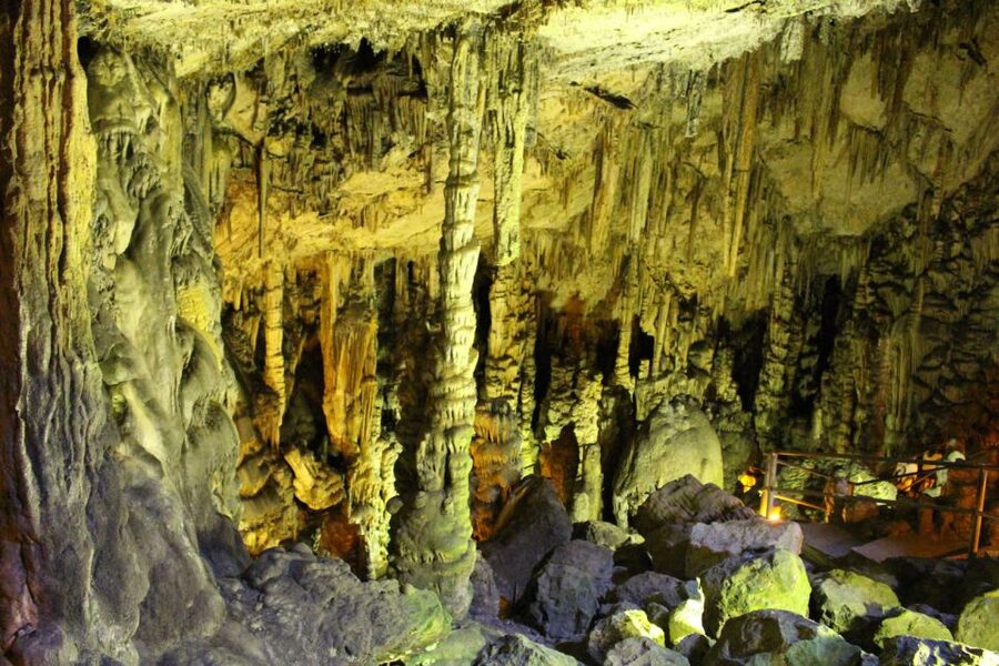 Crete: Land Rover Safari Through the Plateaus - Mountain roads, passes, and open views
