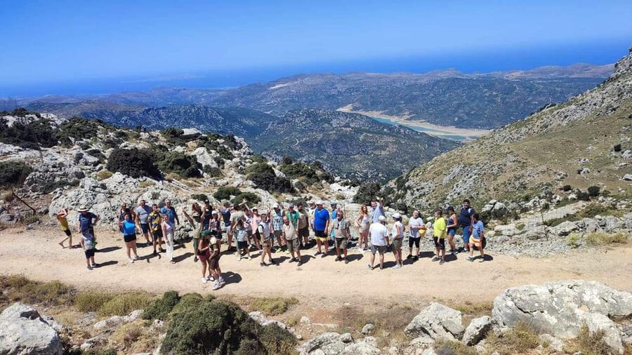 Crete: Lasithi Plateau Zeus Cave Guided Jeep Safari Tour - Meeting Cretan Cheesemaking at the Shepherd’s Farm