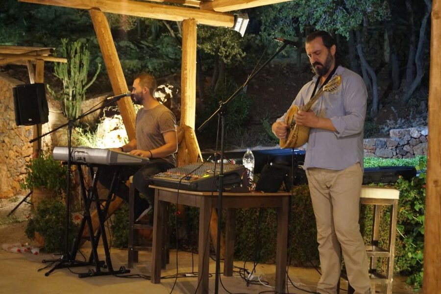 Crete: Olive Oil Factory Tour, Dinner & Traditional Dancing - How the four-hour schedule may feel