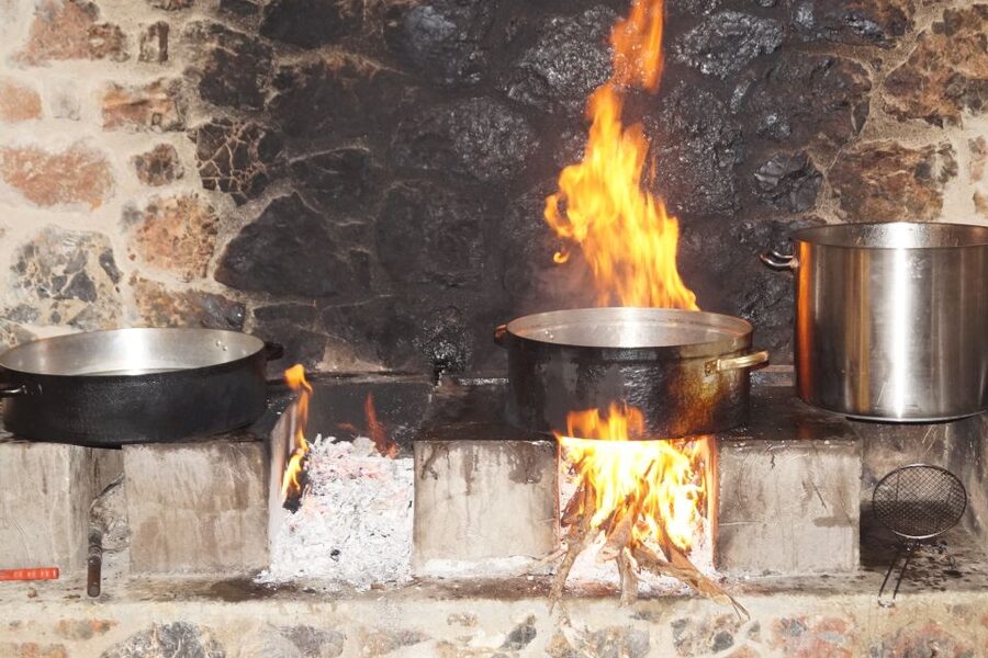 Crete: Olive Oil Factory Tour, Dinner & Traditional Dancing - Who will get the most from this tour