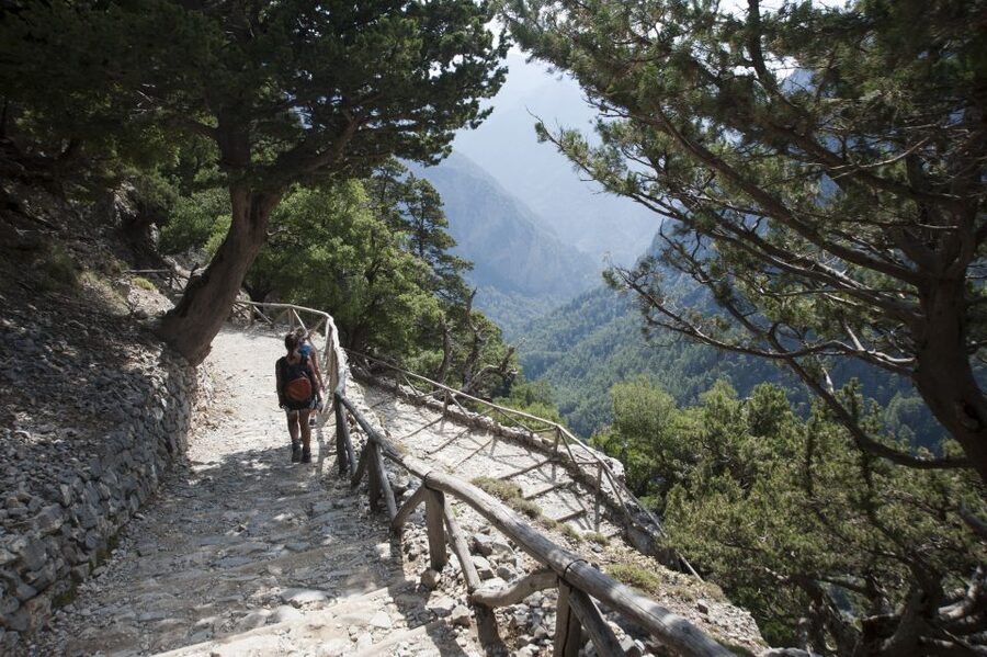 Crete: Samaria Gorge Hike - Guide support, timing, and group independence