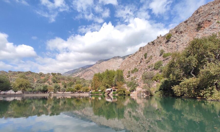 Crete: Trypiti Beach Off-Road South Tour w/ Lunch & Wine - Crossing the Messara Valley and seeing Gortyna