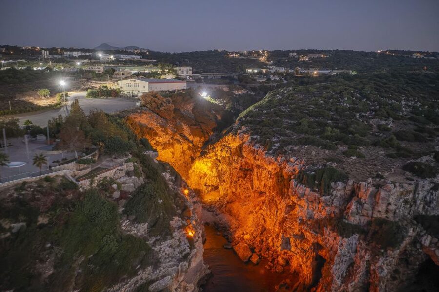 Crete: Unique Wine & Food Experience Inside a Cretan Gorge - Nine courses built around local ingredients