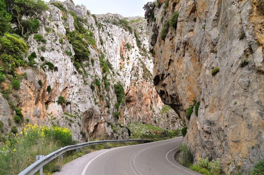 Day Boat Trip: Preveli-Triopetra- Agios Pavlos from Rethymno - Triopetra and the Three Sea Rocks