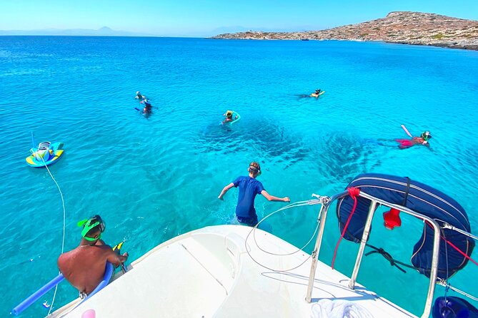 Dia Island Catamaran – Premium Lunch, Open Bar, Small Group - Comfort, safety, and small practical details