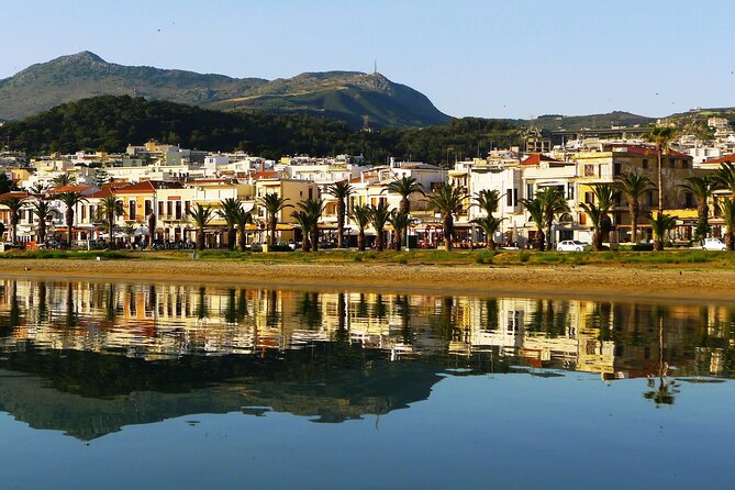 Discover Rethymno, Lake Kournas & the Secrets of Cretan Olive Oil - Christina and Thanos make the drive part of the tour