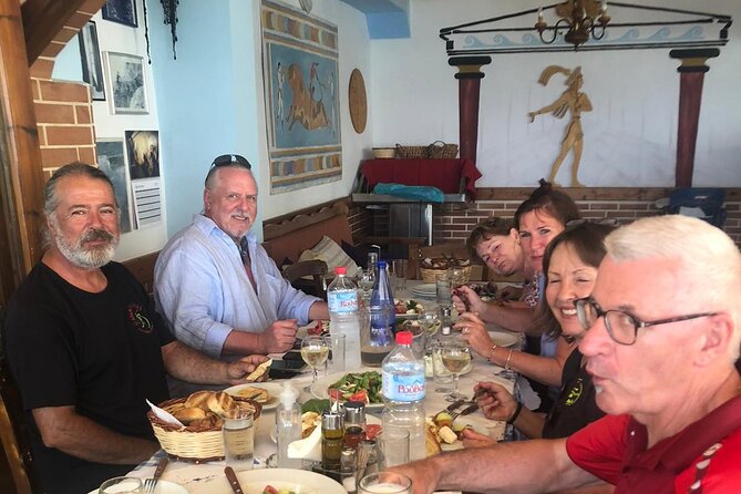 E-Bike Tour with Wine Tasting in Dafnes, Heraklion - Gournes and Athanati: hills with a local view