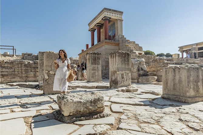 E-Ticket & Audio Tour for Knossos Palace: Unlock Minoan Majesty - The Tripartite Shrine and the snake goddess