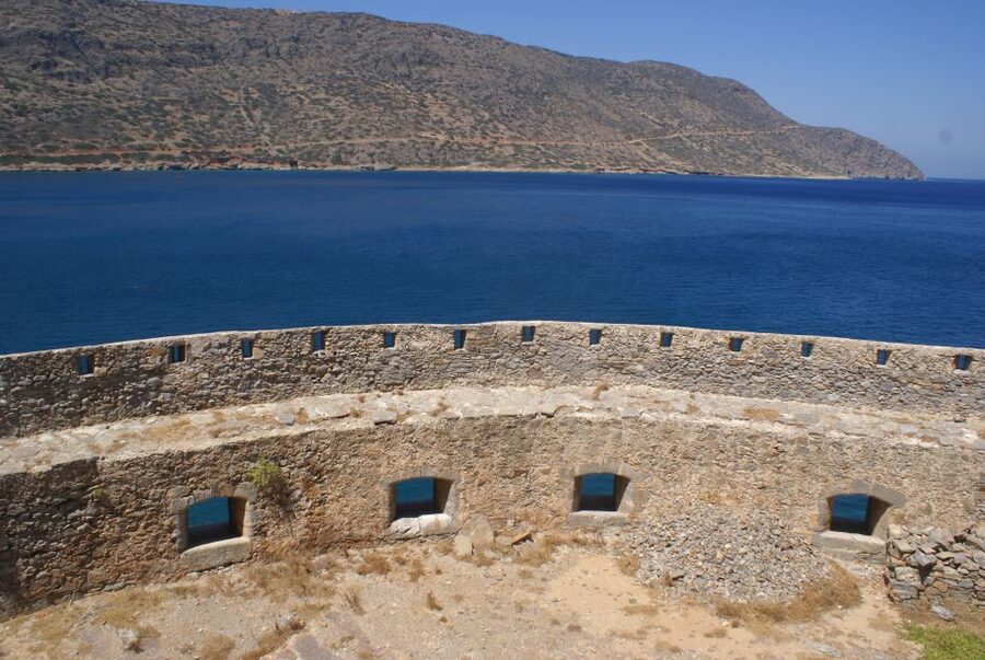 Elounda: Spinalonga Guided Boat Tour with BBQ and Swimming - Spinalonga and its Venetian fortress