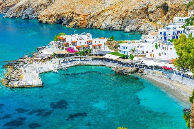 From Chania: Imbros Gorge and Sfakia Experience Hike & Swim - How the group and guide affect the day