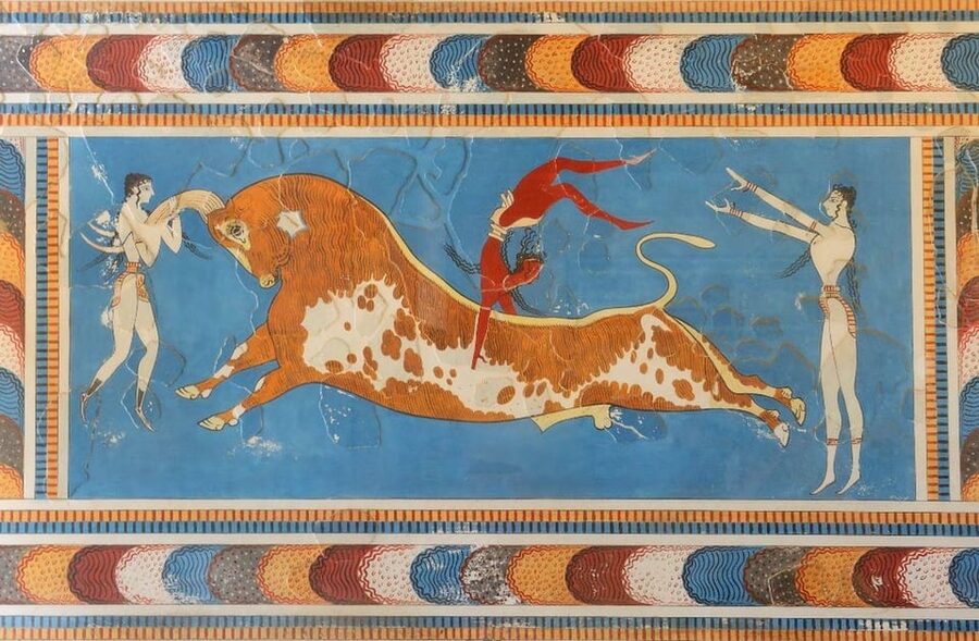 From Chania & Rethymno: Knossos Palace & Heraklion City Tour - Knossos and the Minoan world