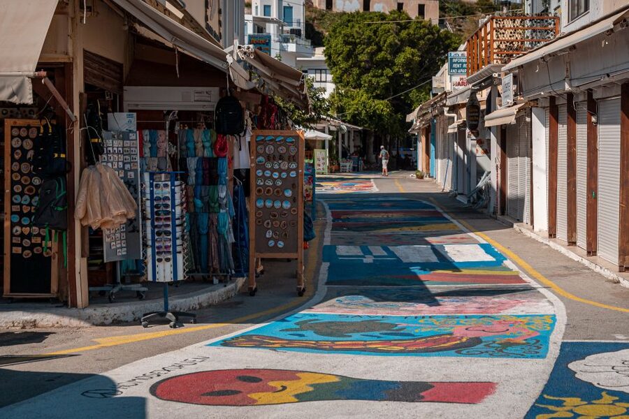 From Heraklion: Day Trip to Matala Hippie Beach and Caves - Making the most of the 11:00 to 15:00 window