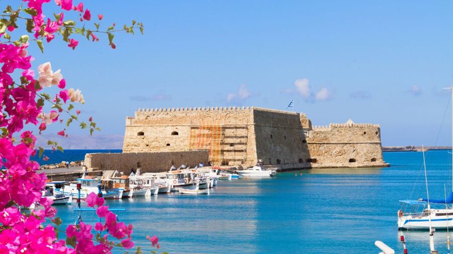 From Heraklion: Historical Center City Tour & Knossos Palace - A guided look at Heraklion’s old center
