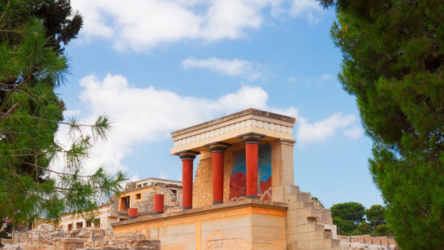 From Heraklion: Historical Center City Tour & Knossos Palace - Who should choose this Crete day trip