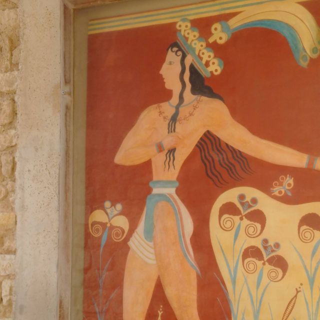 From Heraklion: Knossos Palace Entry Ticket and Private Tour - The throne room and Europe’s oldest throne