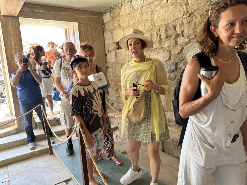 From Heraklion: Knossos Palace Entry Ticket and Private Tour - From earthquake to archaeology