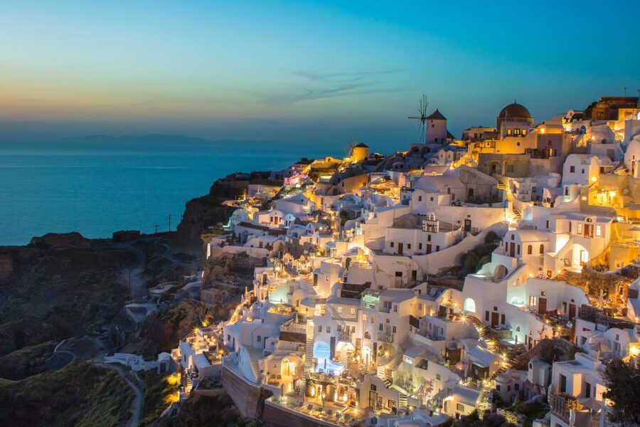 From Heraklion/Rethymno: Santorini Cruise with Pickup - Oia: Santorini’s most photographed village