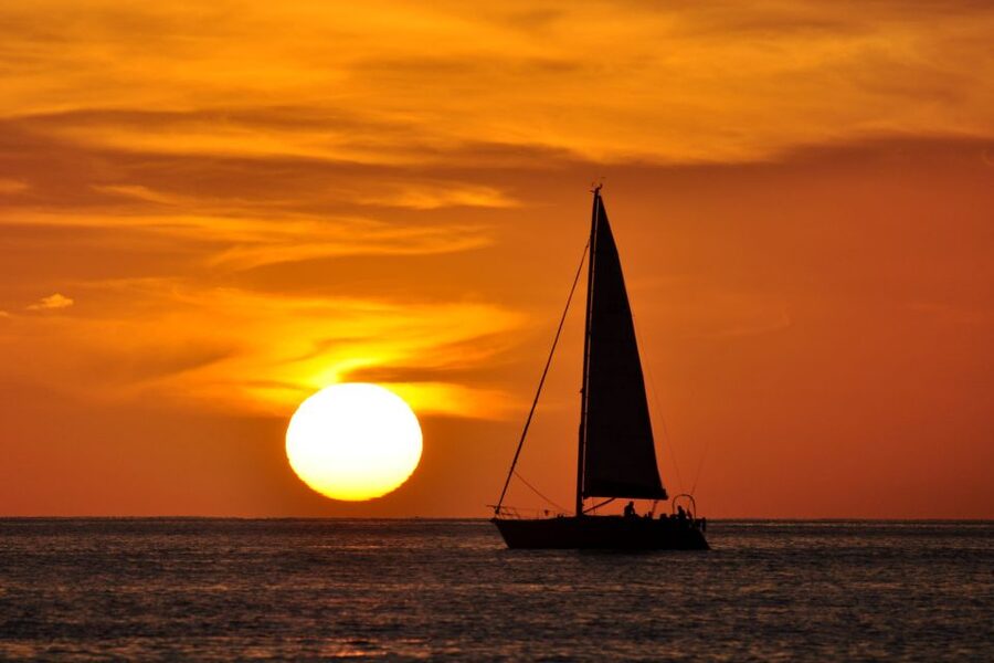 From Heraklion: Sunset Cruise to Dia Island - Sunset light, music, and the return sail